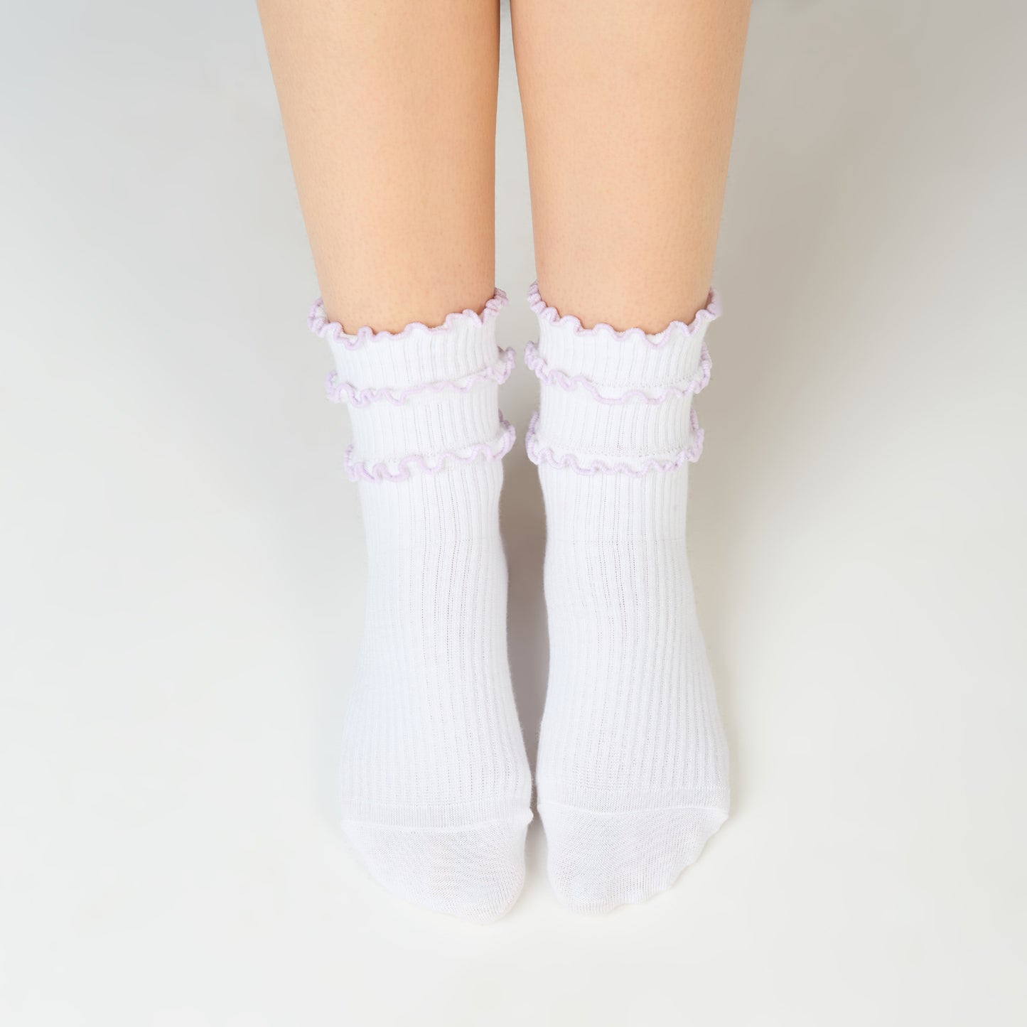 Women’s Frilled High Ankle Socks