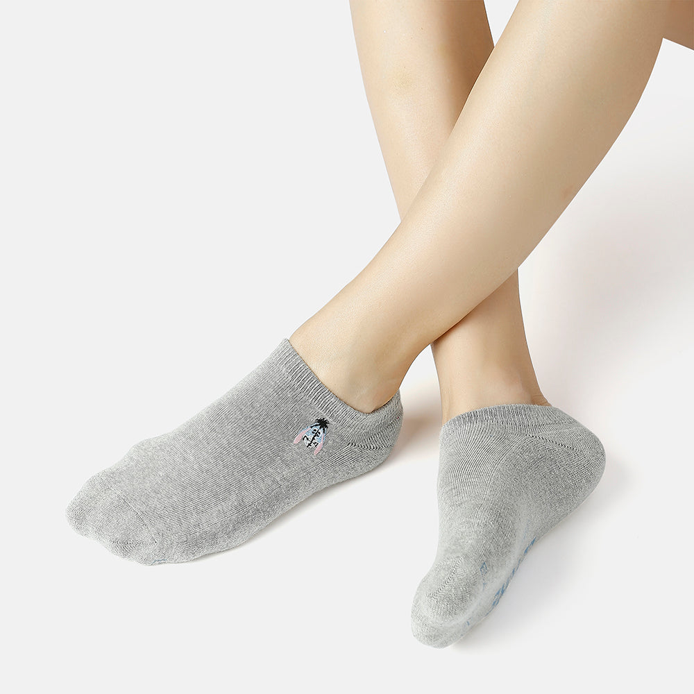 Women’s Winnie The Pooh Embroidered Ankle Socks