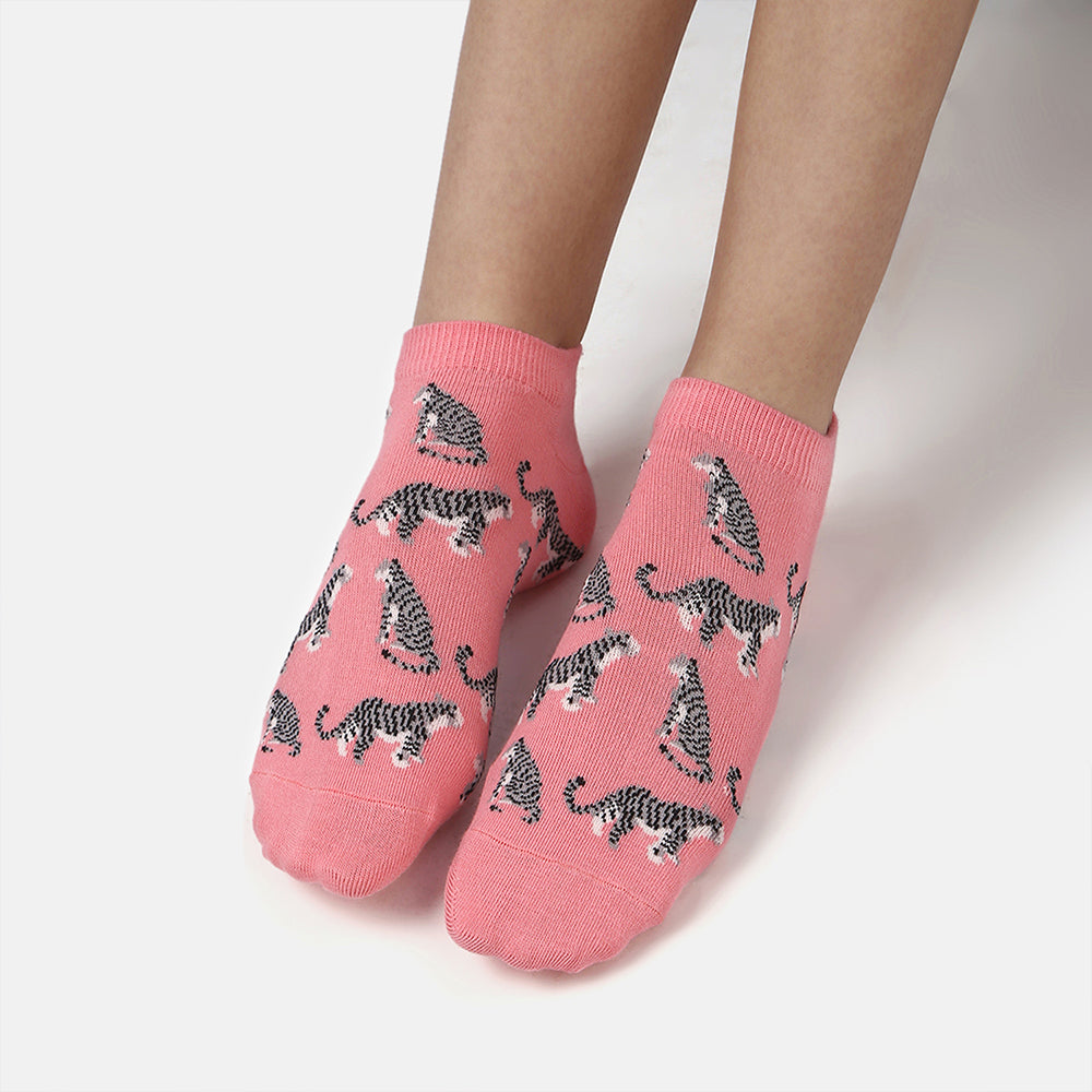 Women’s WWF Themed Ankle Socks