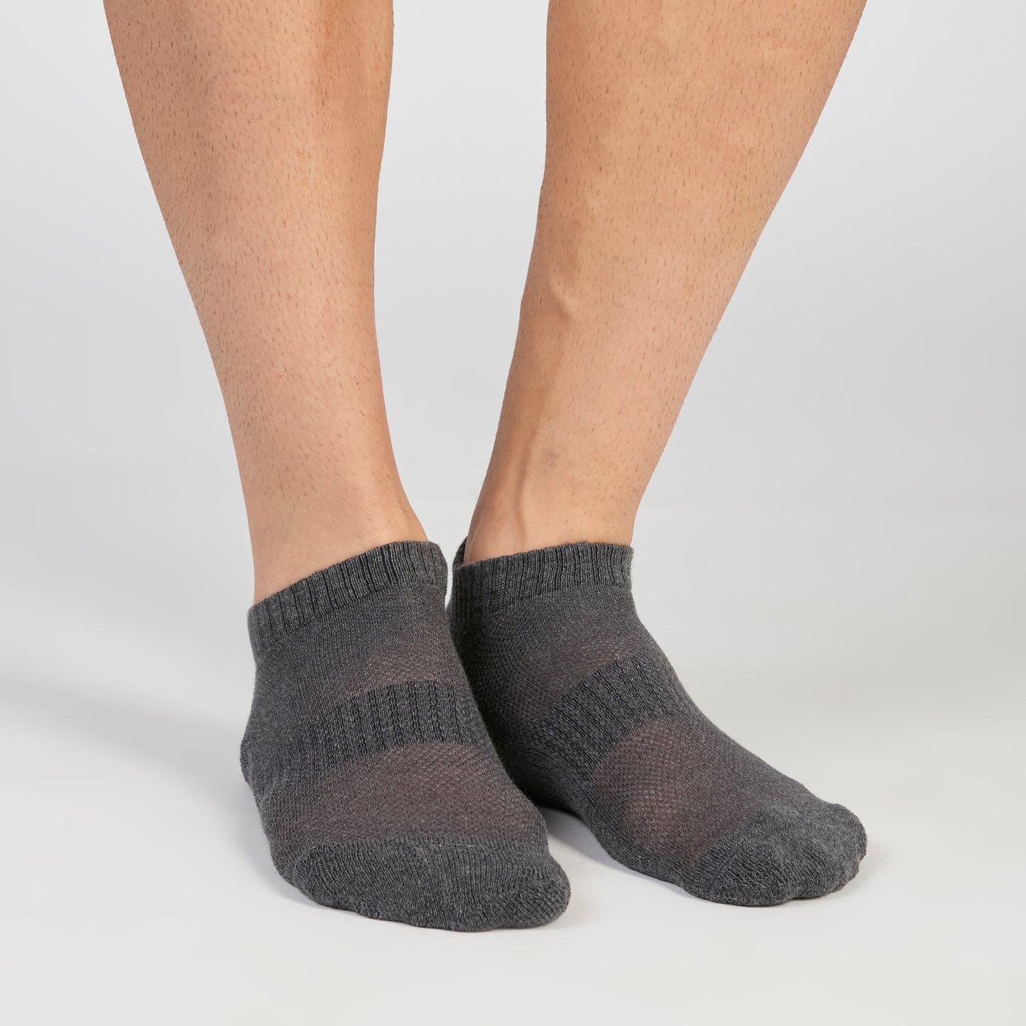 Men’s Half Cushioned Solid Ankle Socks