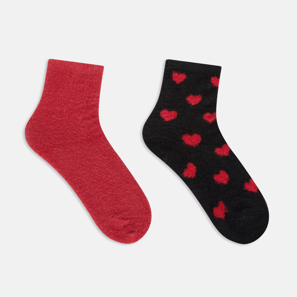 Women’s Holiday Themed Fuzzy Crew Socks