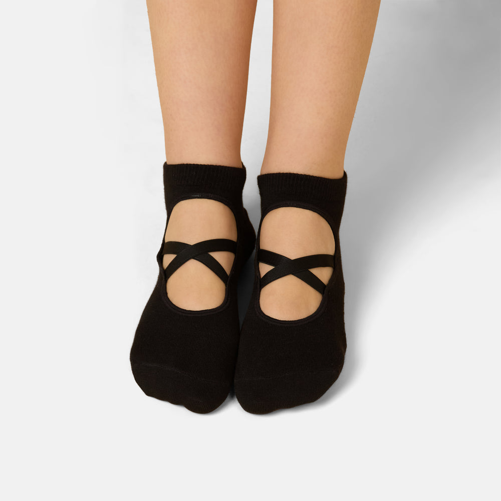 
                      
                        Women’s Studio Collection Yoga & Pilates Socks
                      
                    