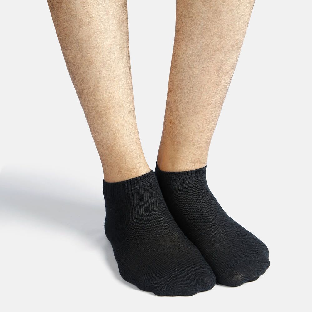 
                      
                        Men’s Solid Ankle Socks
                      
                    
