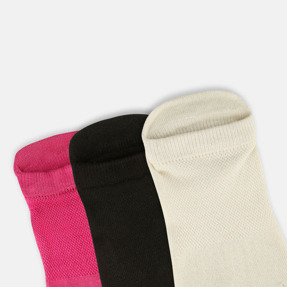 
                      
                        Women’s Anti-Bacterial 5 Finger Yoga Socks
                      
                    