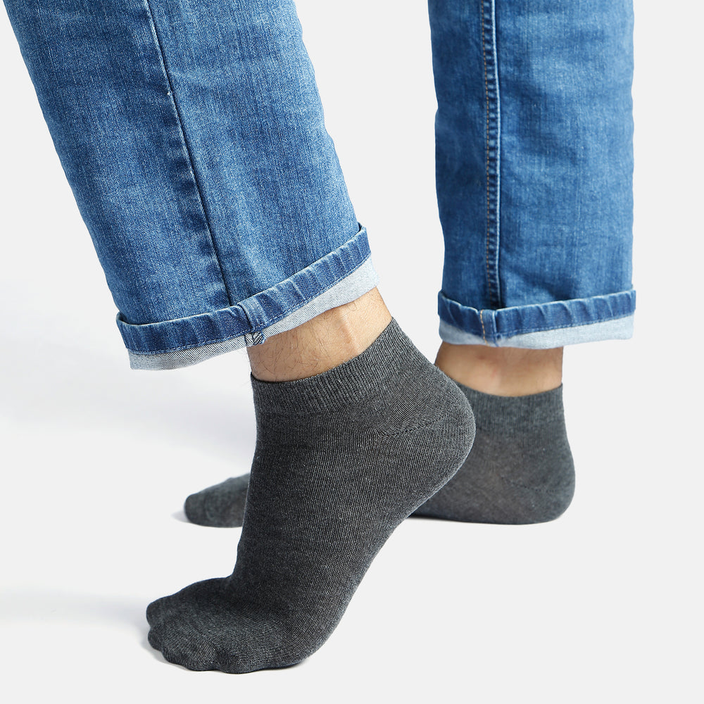 
                      
                        Men’s Solid Ankle Socks
                      
                    