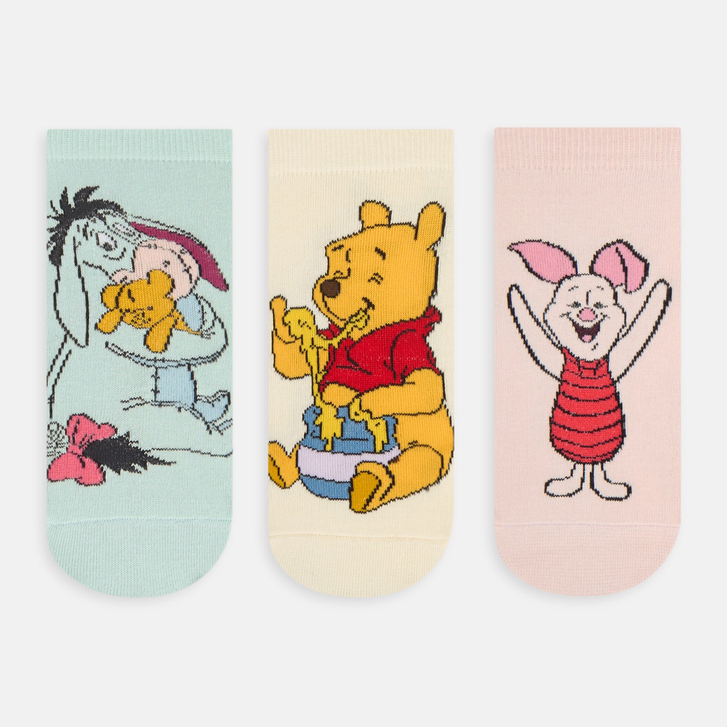 Women’s Winnie The Pooh Themed Ankle Socks