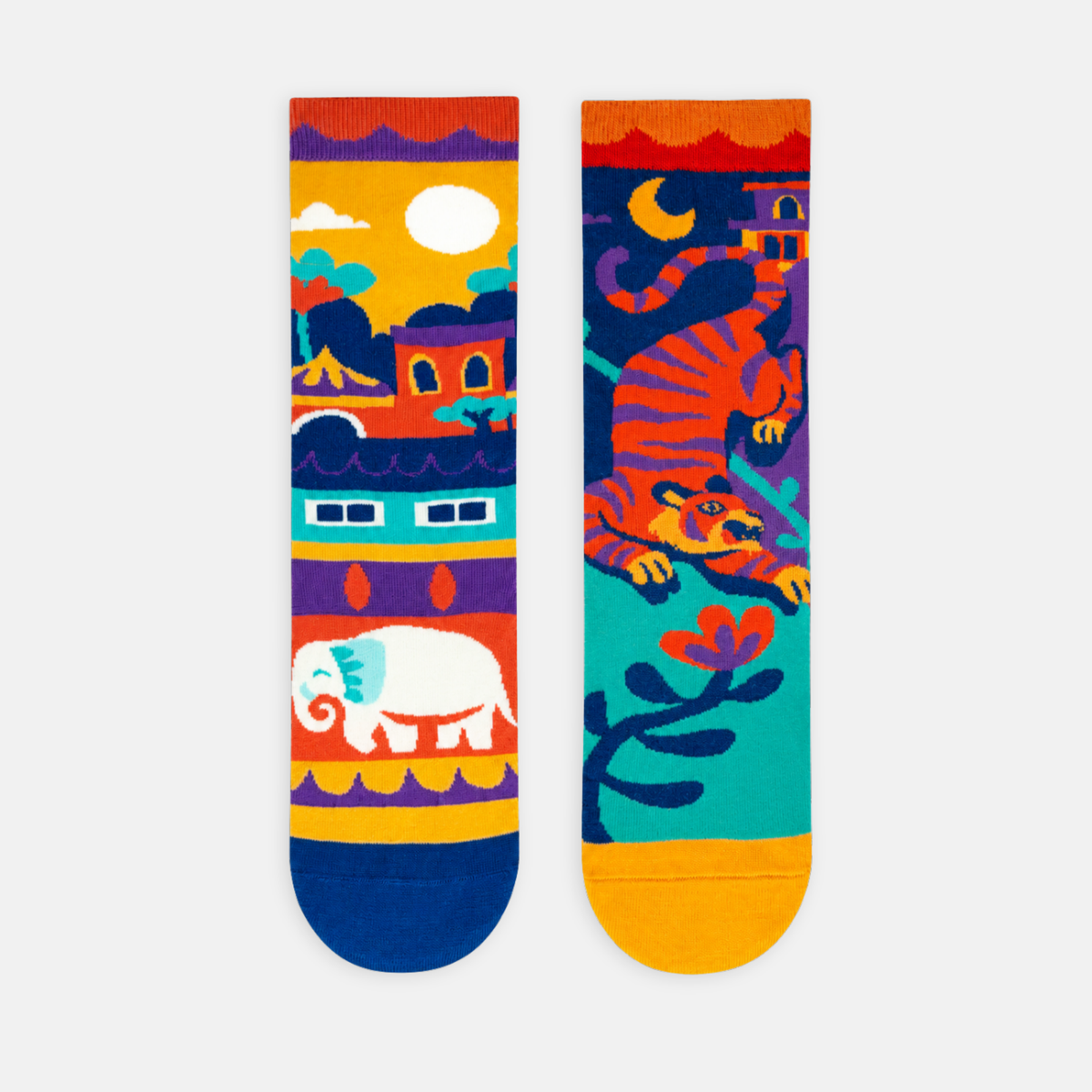 The Canvas! ft. Chaaya Prabhat Women Crew Socks