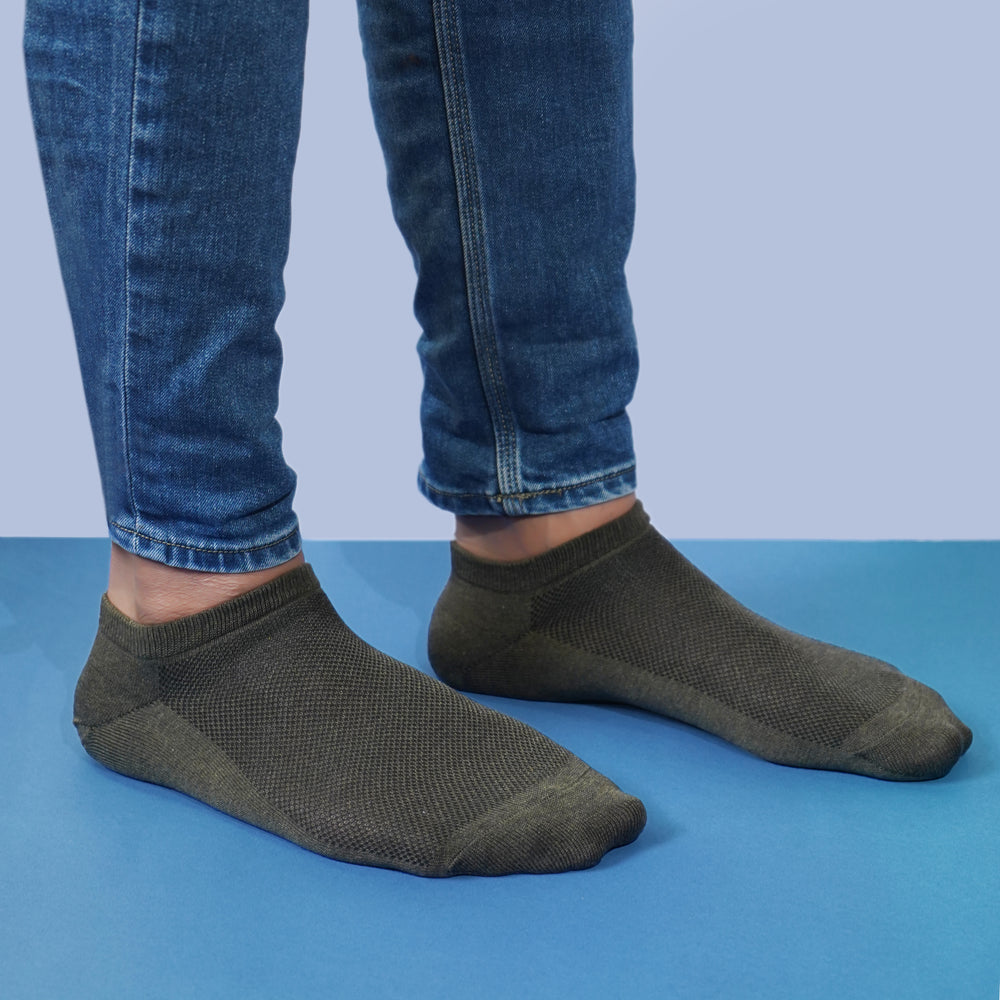 
                      
                        Men’s Solid Lowcut Ankle Socks
                      
                    